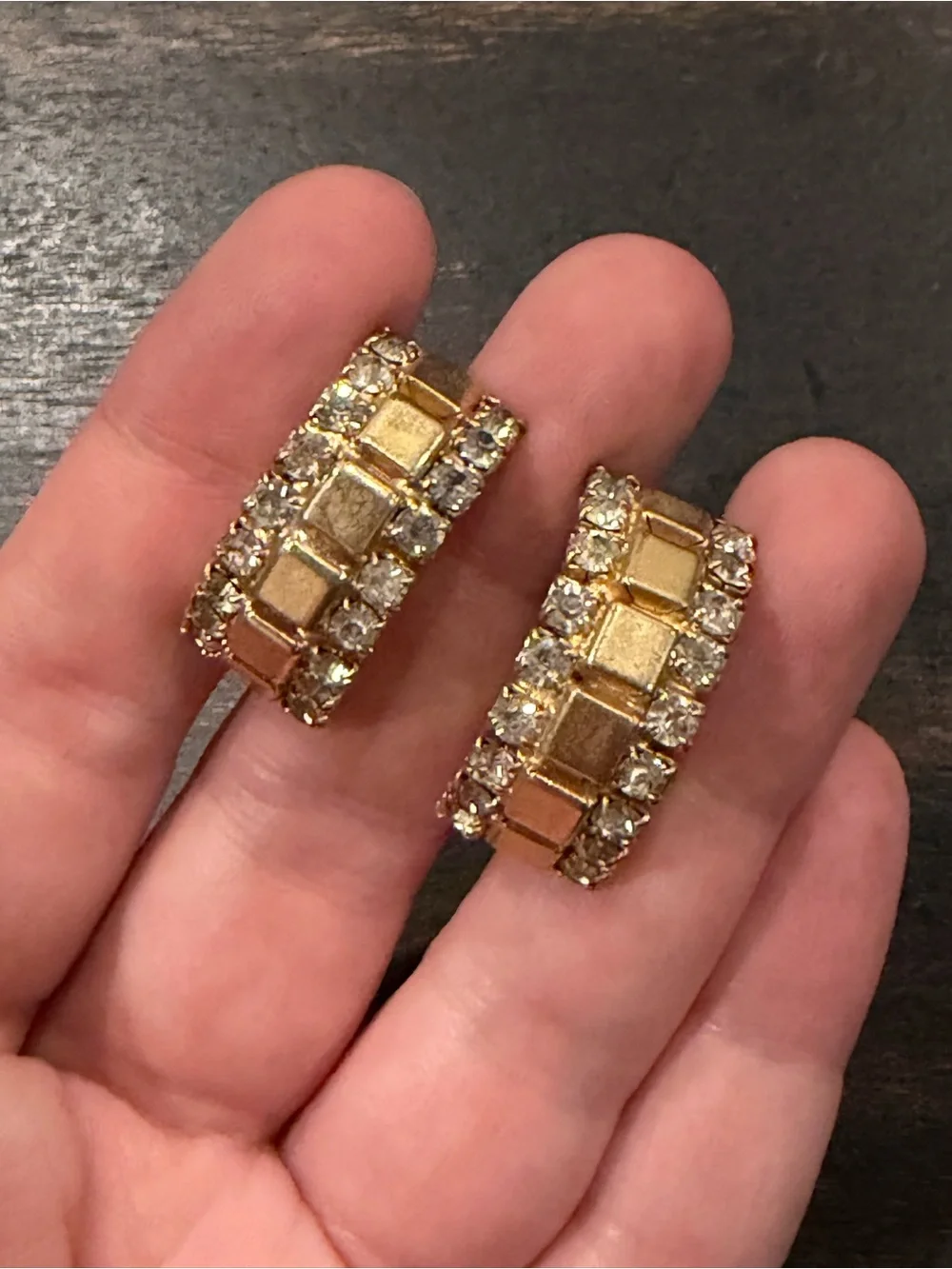 Amerique gold clip on earrings